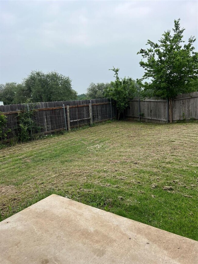 Building Photo - 1036 Drover's Cove