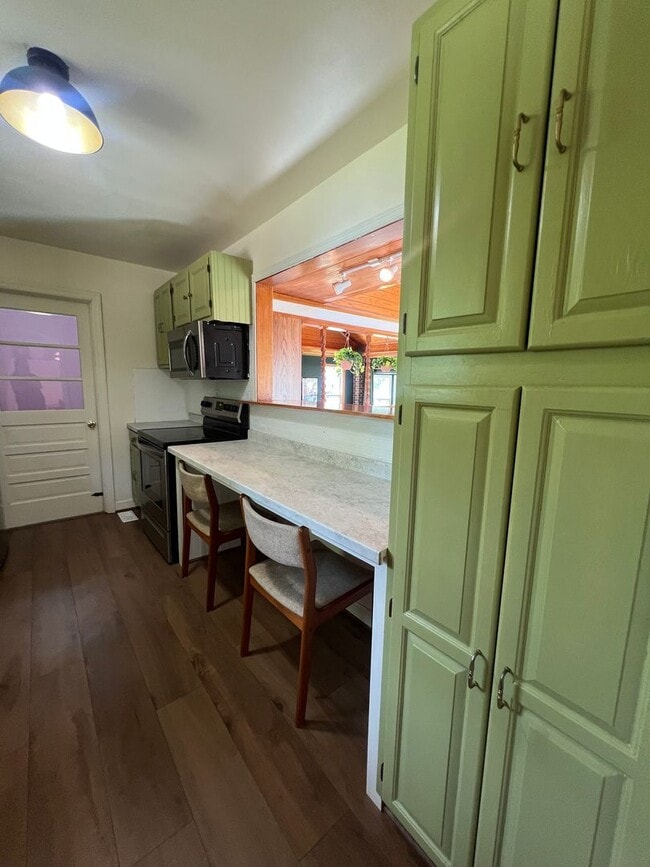 Building Photo - Mid - Century Modern Dream!   WILLOW TERRACE