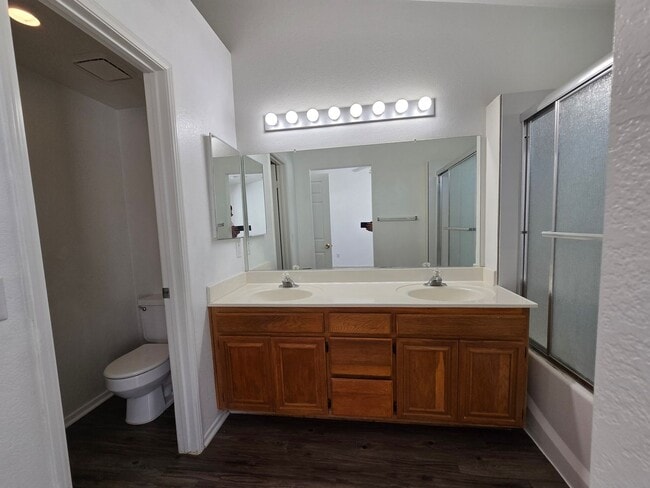 Building Photo - 4375 Portola Dr