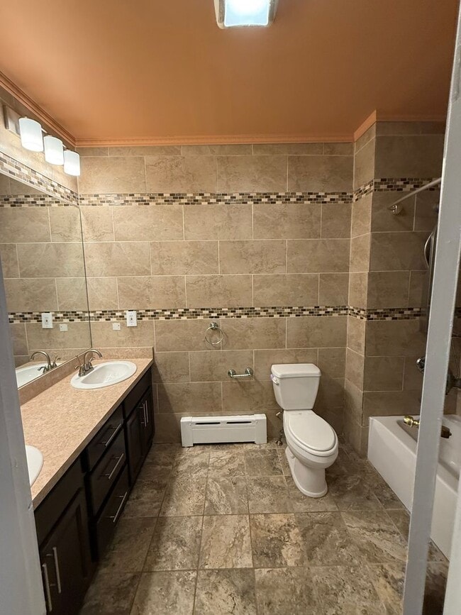 Building Photo - Sisson Plaza