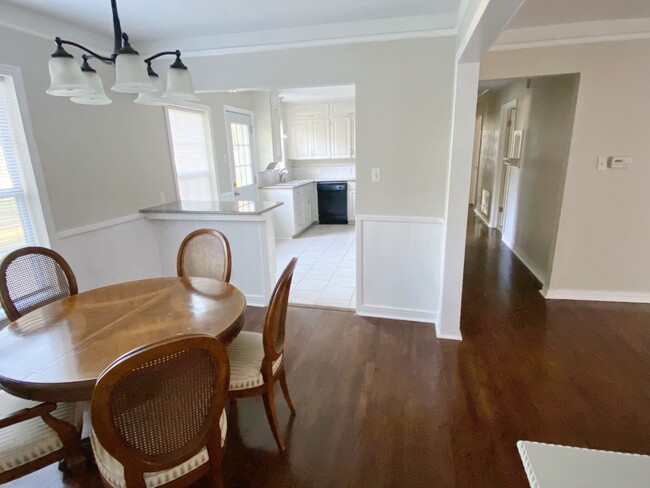 Dining Room/Kitchen - 3504 Suffolk Dr