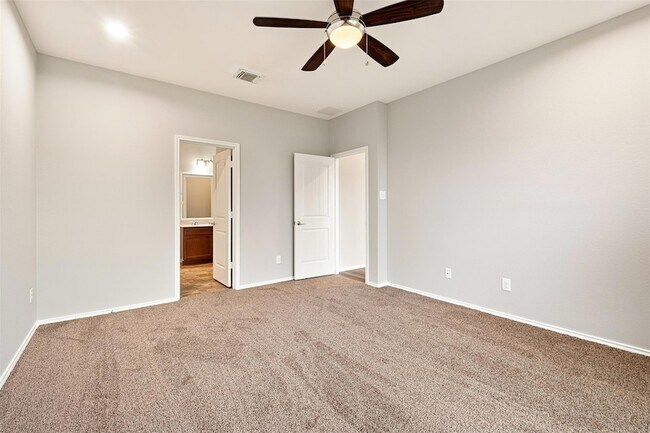 Building Photo - 12401 Franklin D Roosevelt St