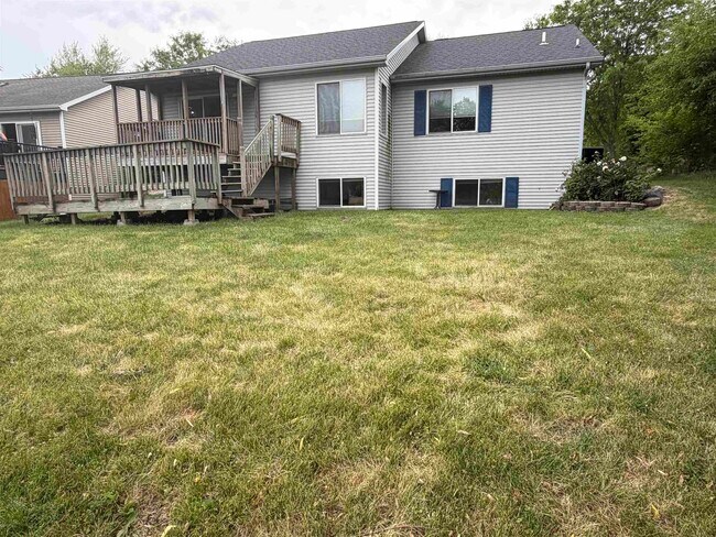 Building Photo - 1217 Glacier Hill Dr