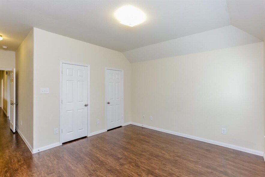 Master Bedroom - 21431 Wilona Way