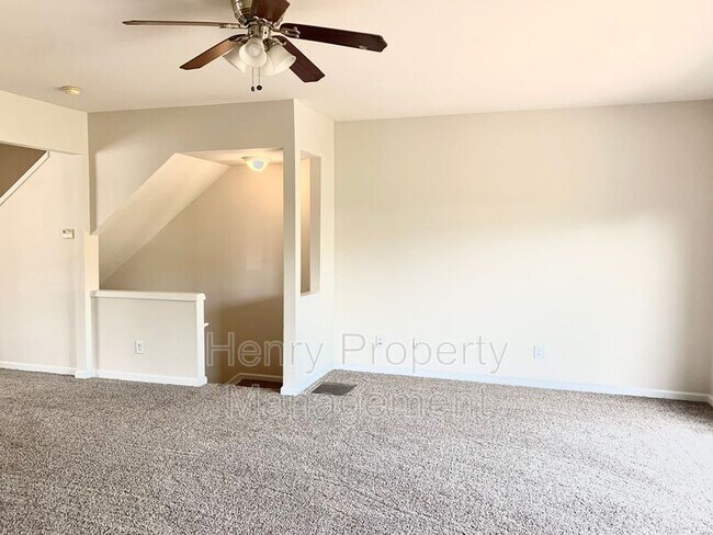 Building Photo - 417 Ruby Walk Dr