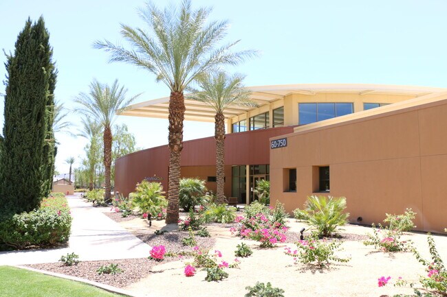 Building Photo - 60543 Desert Shadows Dr