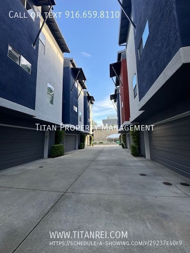 Building Photo - 1722 W Socap Walk