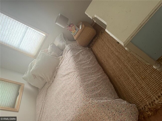 Building Photo - 39 Grove St