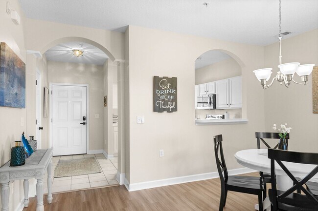 Building Photo - 5801 Oyster Catcher Dr