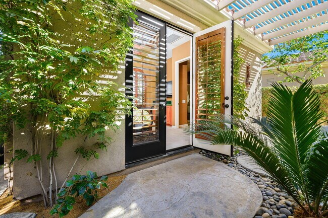 Building Photo - 81347 Camino Sevilla