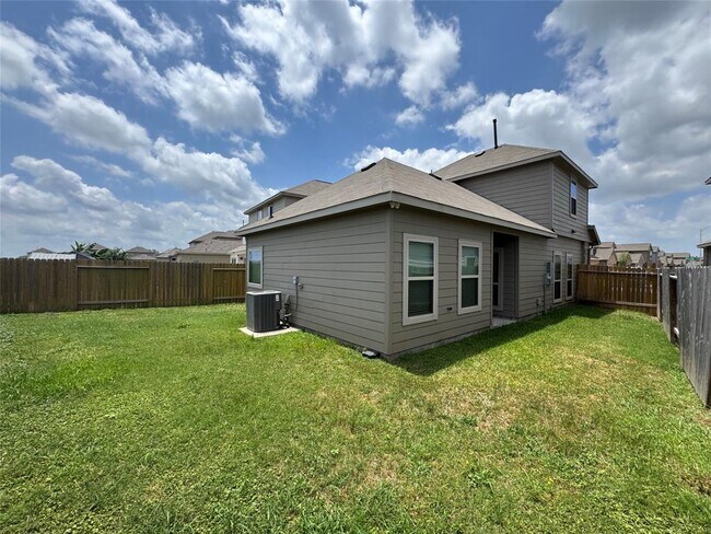 Building Photo - 13443 Blair Gln