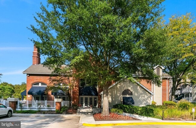 Building Photo - 10823 Hampton Mill Terrace