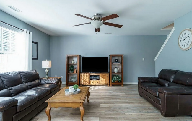 Building Photo - NEW LISTING!!!! Dont Miss Out