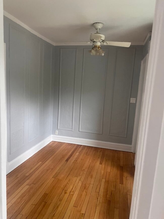 Building Photo - 1155 St Johns Ave