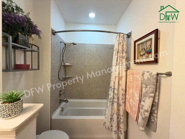 Building Photo - 3 Bed/2.5 Bath Home for Lease in Arlington...