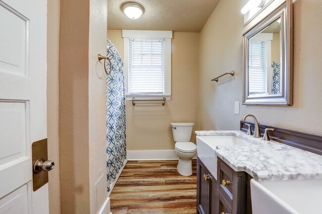 Building Photo - 3 Bedroom 1 Bathroom House for Rent in Texarkana, AR