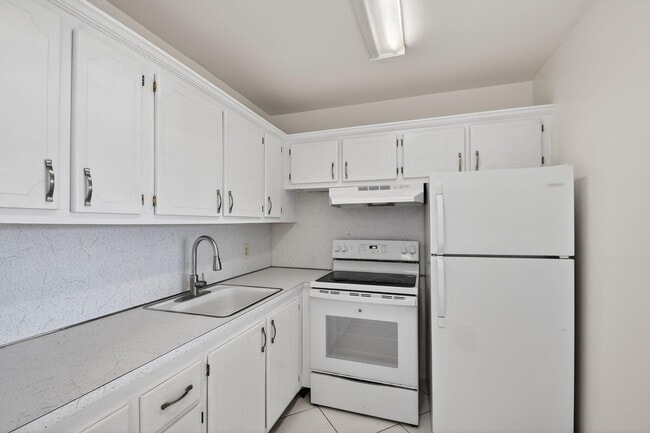 Building Photo - 344 Northampton Q