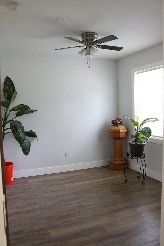 Building Photo - 22407 Strassburg Ave