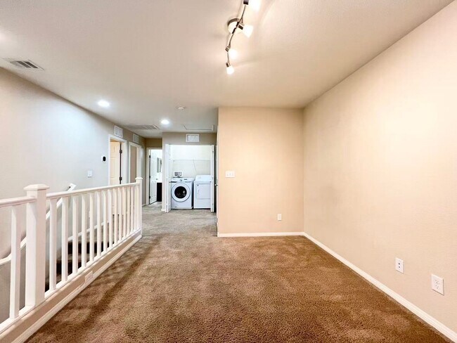 Building Photo - Charm House In Southern Highlands