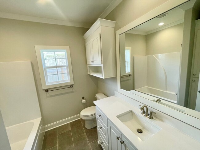 Building Photo - Stunning Germantown School District Rental with Office & Large Fenced Yard