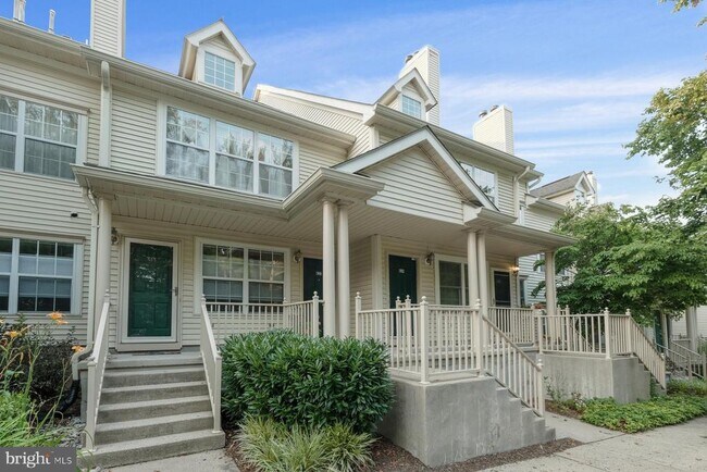 Building Photo - 624 Brickhouse Rd