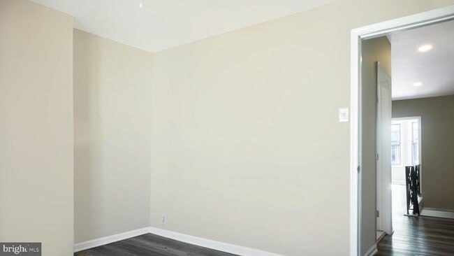 Building Photo - 2137 Mifflin St