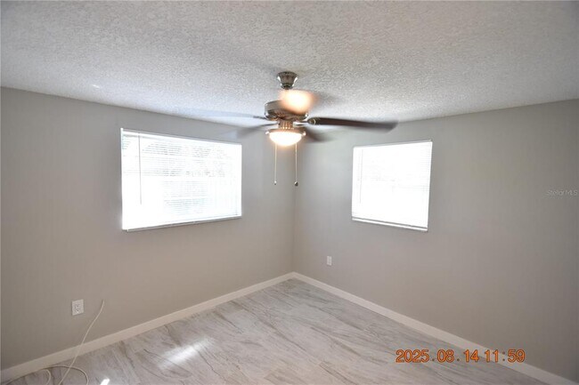 Building Photo - 8522 Longboat Ln
