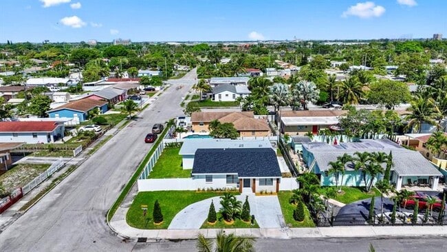 Building Photo - 3349 El Vedado Ct E