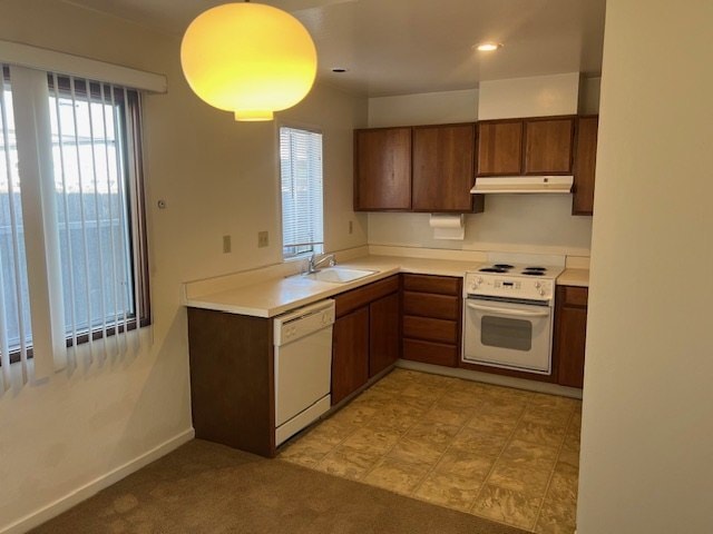 Building Photo - 1370 Byron Drive - Salinas