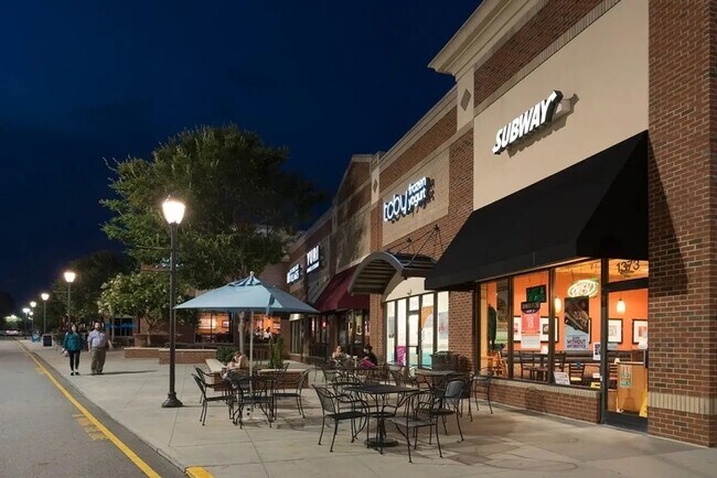 Shoppes of Kildaire - 622 New Kent Plz