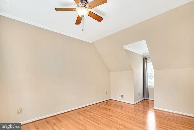 Building Photo - 21102 Raintree Ct