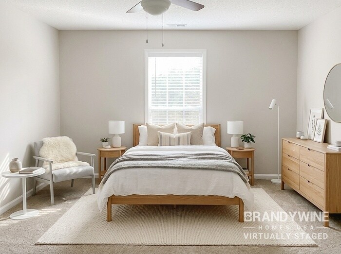 Building Photo - 2218 Pleasant Dale Dr