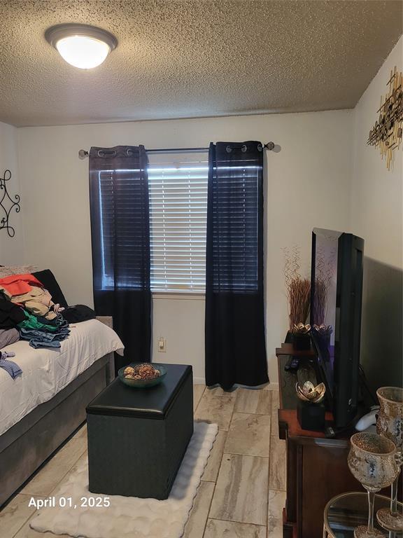 Building Photo - 3134 Sam Houston Dr