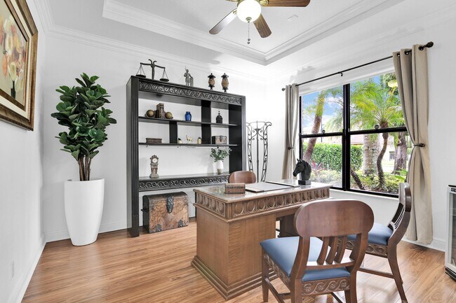 Building Photo - 10703 Versailles Blvd