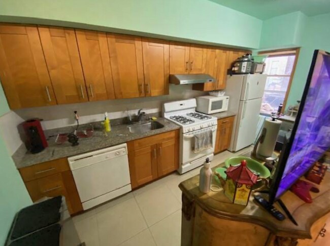 Building Photo - Mulberry Street