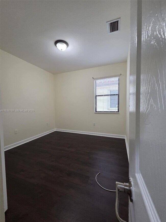 Building Photo - 8841 W 34th Ct