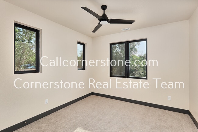 Building Photo - 3135 Trenton Pk Grv