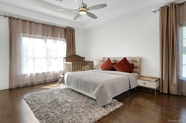 Building Photo - 766 Mamaroneck Ave