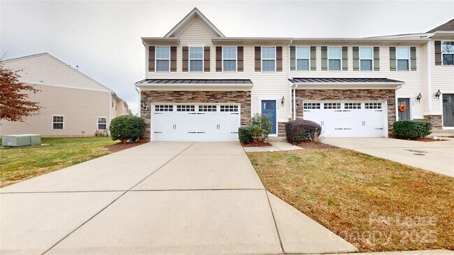 Building Photo - 7454 Red Mulberry Way