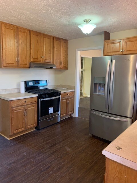 Kitchen - 3099 Hopkins Rd