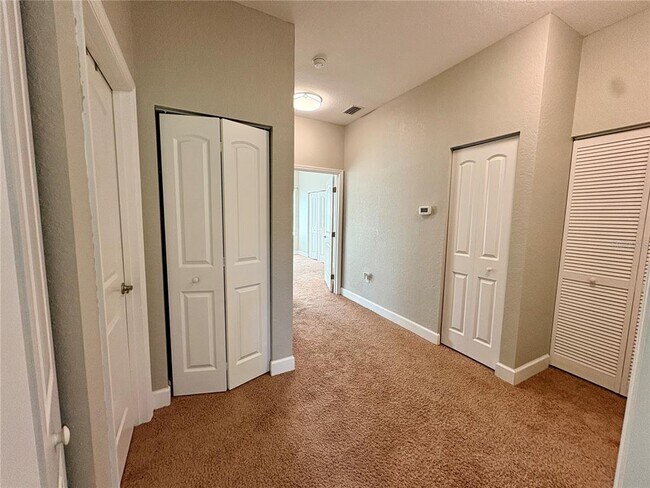 Building Photo - 165 Alexander Woods Dr