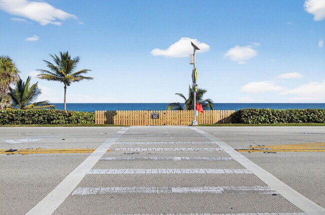 Building Photo - 2871 N Ocean Blvd