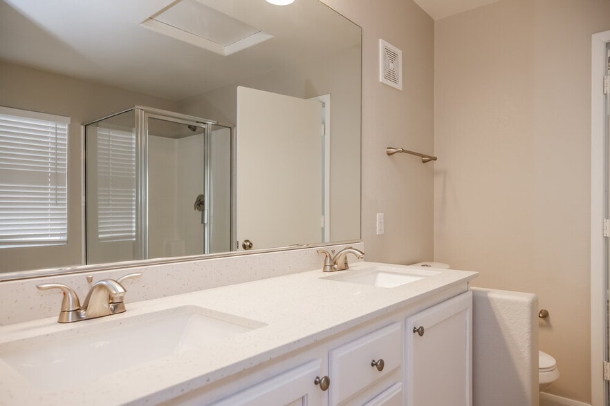 Building Photo - 3394 Wasatch Cedars St