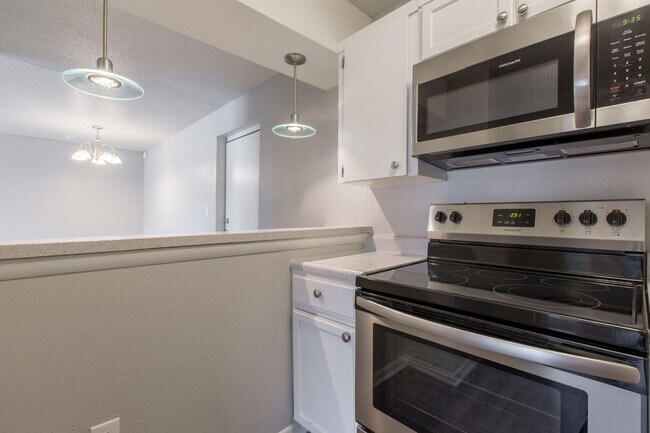 Floorplan - ROANOKE VILLAS