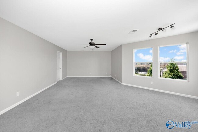 Building Photo - 3571 Avalon Lake Dr SW