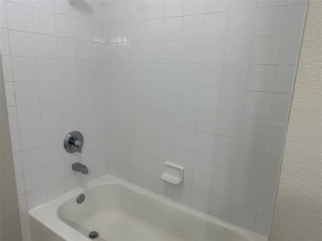 Building Photo - 4514 Quail Run Rd