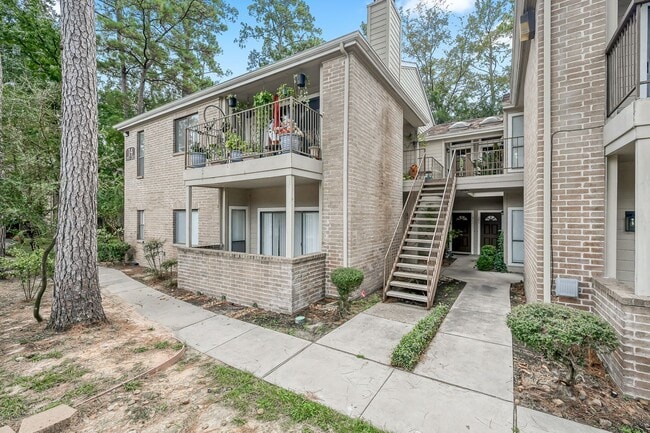 Primary Photo - Cozy 2 bedroom in great neighborhood