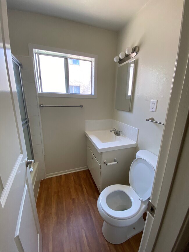 Bathroom - 17030 Yukon Ave