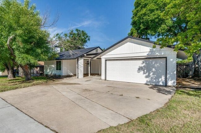 Building Photo - 9412 Quail Meadow Dr