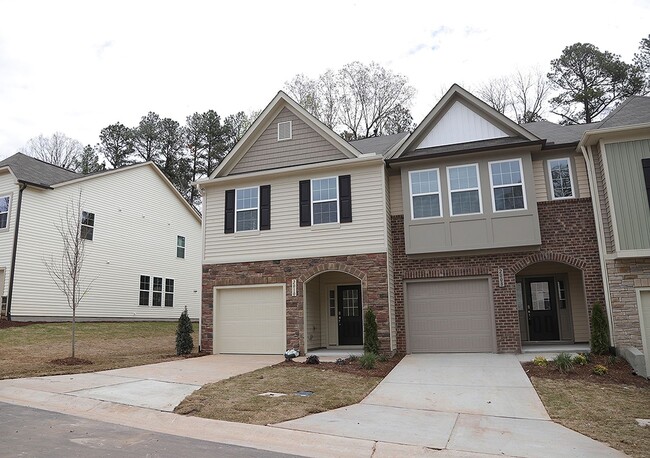 Primary Photo - Newer End Unit Townhome in Research Triang...